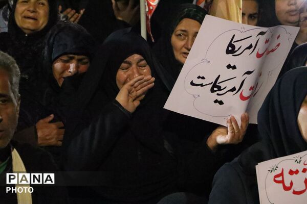 اجتماع مردمی بیعت با رهبر انقلاب در نیشابور 