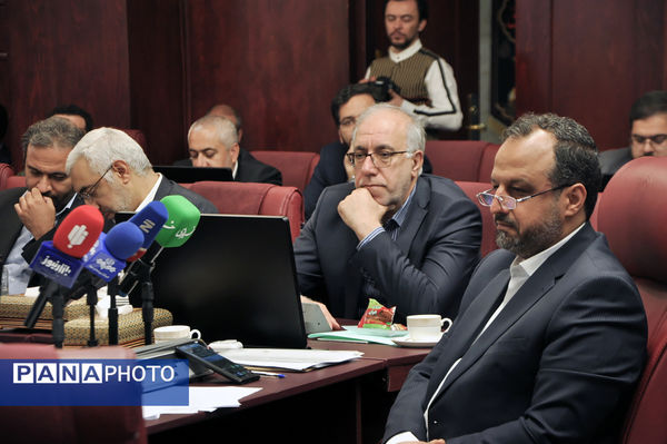 آیین افتتاح مرکز تسهیل تأمین مالی تولید و رونمایی از سامانه جامع تسهیلات اشتغال‌زایی کشور