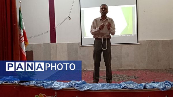 برگزاری کارگاه آموزشی پیشتازان شهرستان ساوجبلاغ 