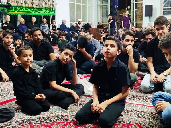 کاشمر، پرچم‌دار عزای حسین (ع)