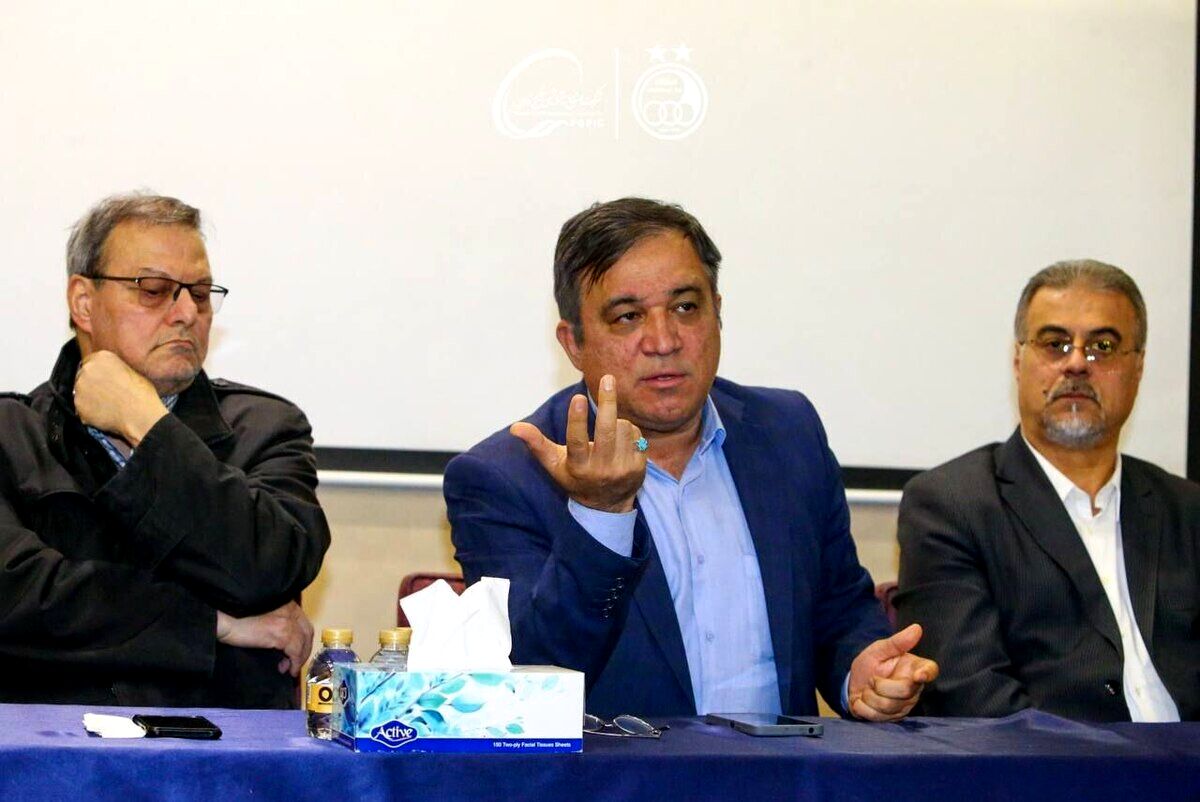 واکنش تاجرنیا به بند جدایی یاسر آسانی و دفاع از نظری جویباری