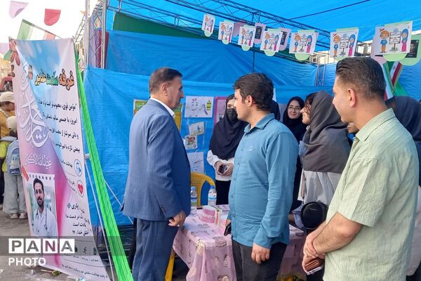 برپایی غرفه های مهدویت، فرهنگی هنری، بهداشت - سلامت، ورزشی و بسیج فرهنگیان در چهاردانگه