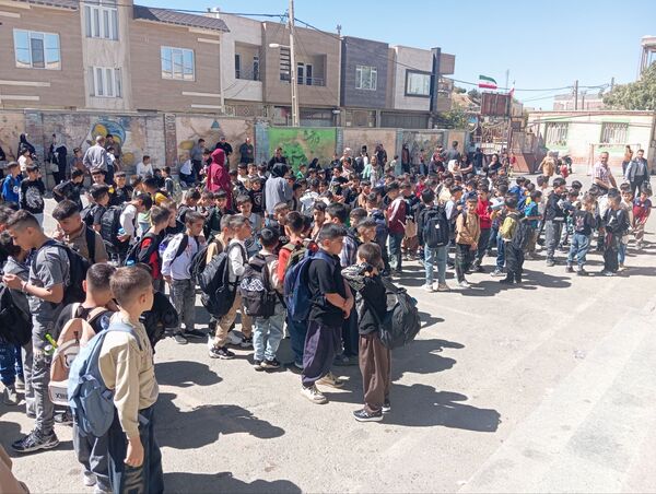 جشن پرشکوه آغاز سال تحصیلی جدید در مدرسه ابتدایی فتحیان بانه