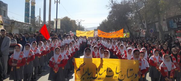 راهپیمایی روز ۱۳ آبان در شهرستان سملقان