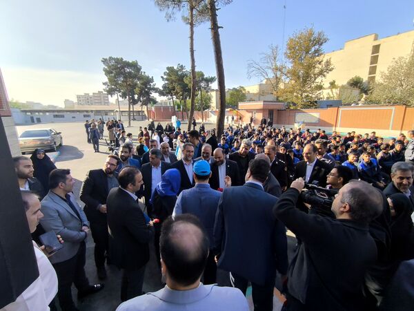 افتتاح هنرستان شهید یاریجانی با حضور یومیکو ایشیکاوا، نماینده سازمان ملل متحد