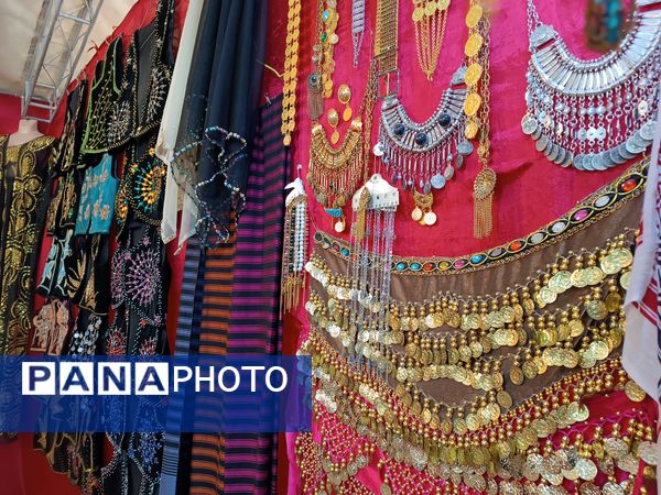 جشنواره صنایع دستی و اقوام ایرانی در بندرعباس