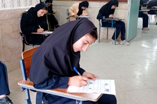 ادامه امتحانات در بهمن ماه