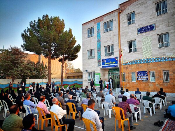 اولین جلسه انجمن اولیا و مربیان دبیرستان میثاق