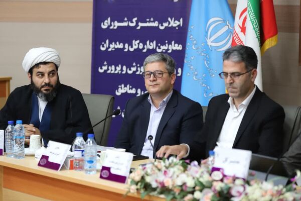 اجلاس مشترک مدیران و روسای نواحی و مناطق و شورای معاونان اداره‌کل آموزش و پرورش آذربایجان شرقی