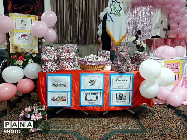 هیئت رضوی نیشابور میزبان دانش آموزان مدرسه کوثر در جشن روز دختر