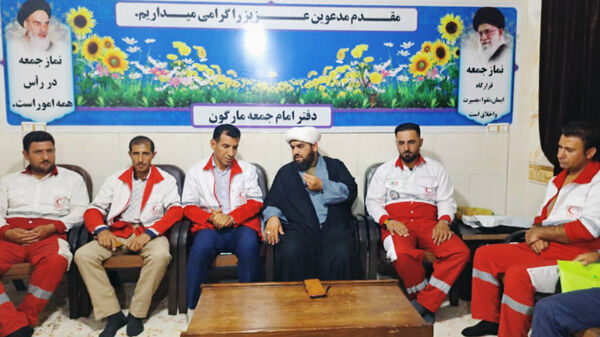  دیدار رئیس و کارکنان جمعیت هلال احمر با امام جمعه مارگون