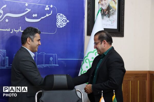 نشست خبری شهردار جاجرم با اصحاب رسانه