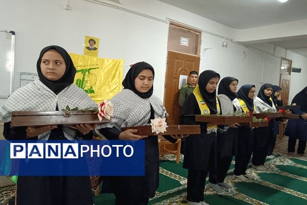 گرامیداشت هفته نیروی انتظامی در دبیرستان شهید مجید دهنوی