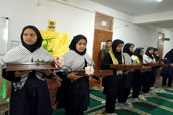 گرامیداشت هفته نیروی انتظامی در دبیرستان شهید مجید دهنوی