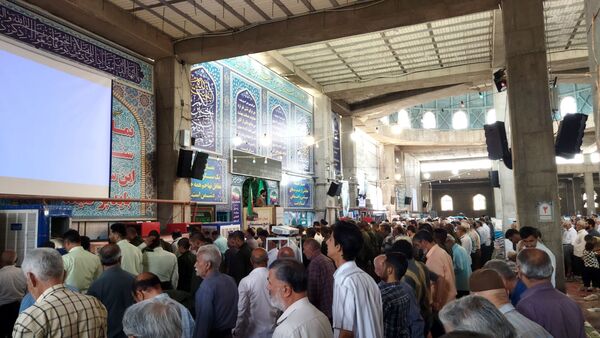 نماز جمعه در آغاز هفته وحدت 