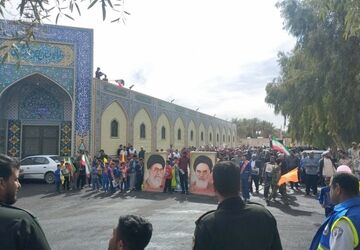 حضور پرشور مردم شهداد در راهپیمایی ۲۲ بهمن