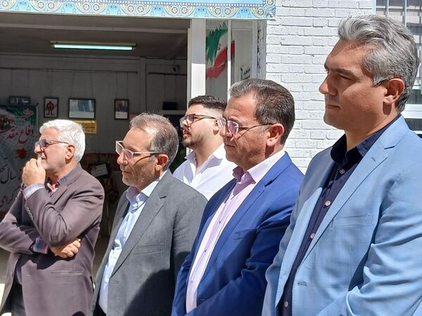  آیین تجدید میثاق دانش‌آموزان هنرستان امام حسن مجتبی (ع) با شهدای غواص دریادل