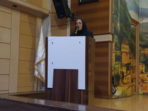 جلسه هدایت تحصیلی دانش‌آموزان ناحیه۶ در فرهنگسرای ترافیک