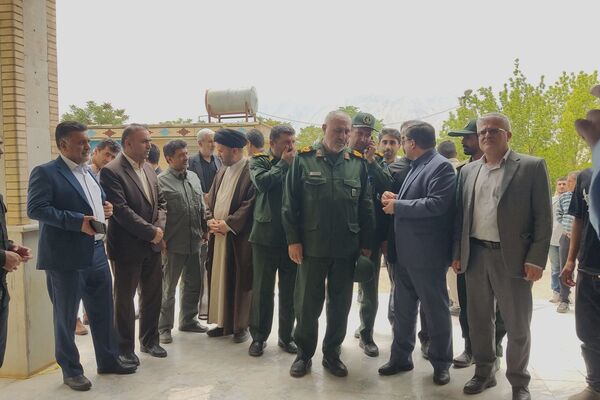 بازدید مسئولان از مدارس نوسازی‌شده لردگان در طرح ملی شهید عجمیان 