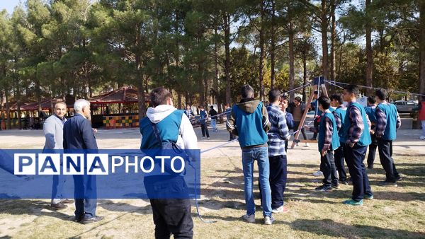 بازدید مدیرکل مدیر بحران استانداری اصفهان از اردوهای طرح تمشک استان اصفهان