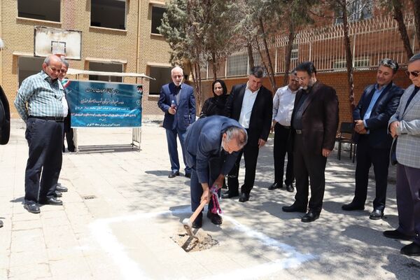 کلنگ زنی هنرستان شهید رضا صفار هرندی 