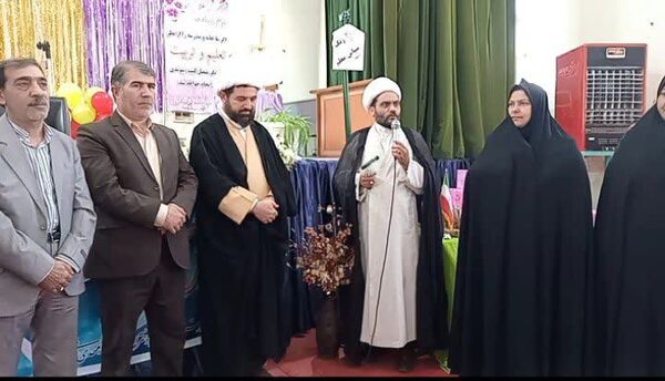 آیین نواختن زنگ معلم در دبیرستان نمونه دولتی فراهی فاروج همزمان با سراسر کشور