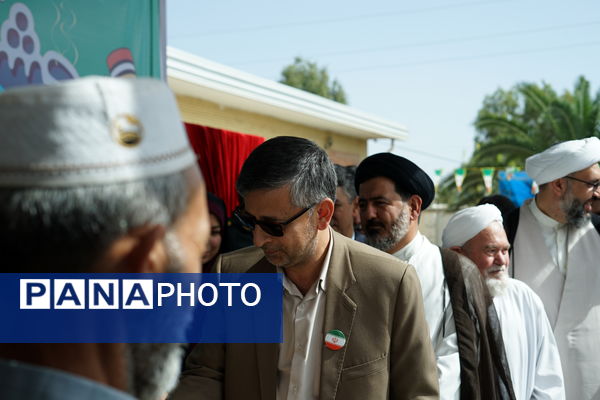 غنچه‌های دانش در نخستین روز مدرسه شکفتند