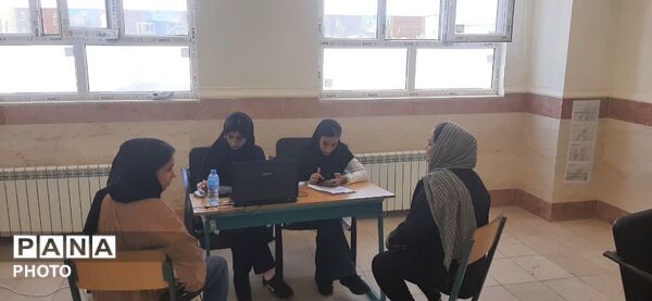 هم اندیشی دختران خبرنگاردر کانون لقمان کاشمر