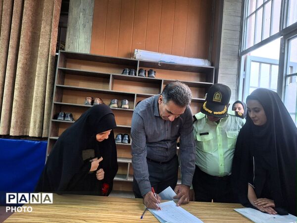 مرحله دوم سازماندهی نیروی انسانی آموزش ابتدایی با هدف توزیع مطلوب نیرو در تبادکان