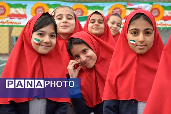 افتتاحیه طرح  «ایرانمون» در مدرسه شهدای گمنام بهارستان‌دو