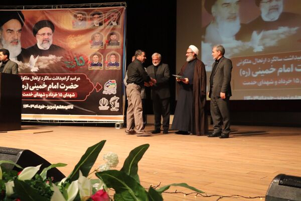 مراسم گرامیداشت سالگرد رحلت امام خمینی(ره) با حضور فرهنگیان تبریز