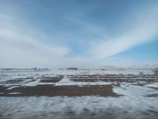 بارش برف زمستانی در روستا بتو 
