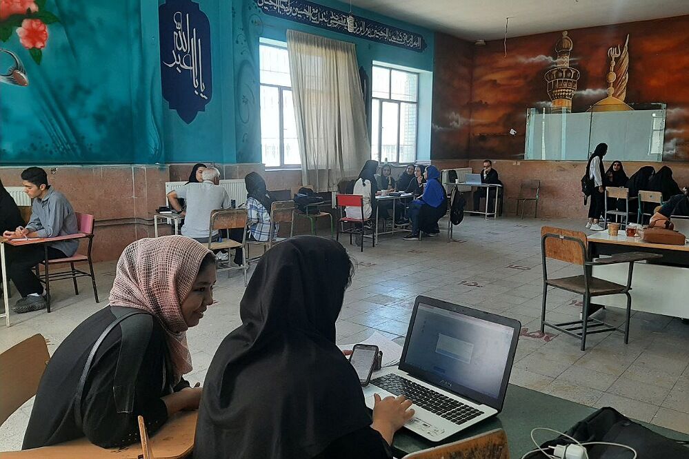  فعالیت پایگاه انتخاب رشته کنکور 1403 با حضور مشاوران برتر در شهرستان ورامین