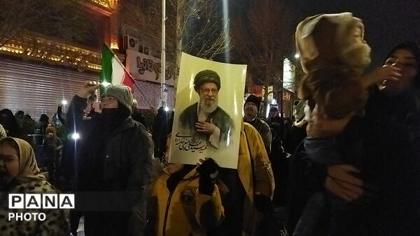 قاب هایی از حضورـ۳