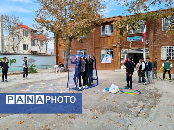 لیگ مدرسه‌ای بازی‌های تاما در دبیرستان نمونه دولتی پژوهش آشخانه 