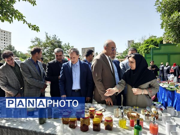 زنگ «سپاس معلم» در کرمانشاه 