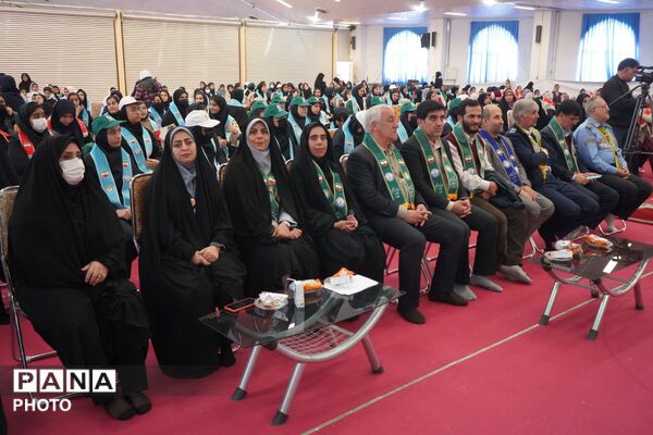 همایش یاوران انقلاب، پیشتازان مقاومت در نهاوند