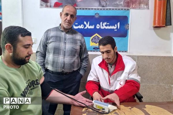 نماز جمعه‌ای با عطر ماه رمضان در شهرستان فیروزکوه