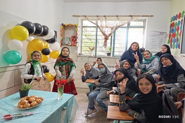 جشن سپاس معلم در مدرسه سید خلیل رضوی بار