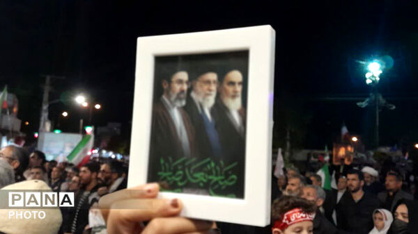 شصت ویکمین موج اجتماعات مردمی،کوهدشت میدان امام خمینی (ره)