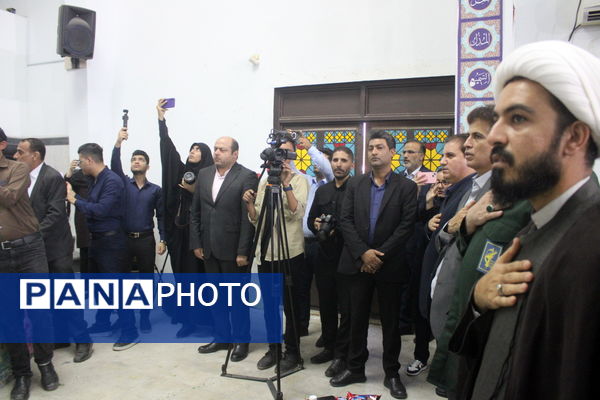 نواختن زنگ آغاز سال تحصیلی ۱۴۰۴-۱۴۰۵ در بوشهر