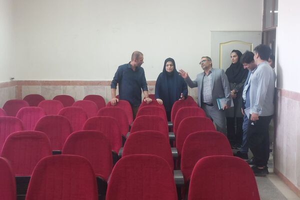 نظارت بر پیشرفت بازسازی مجموعه ورزشی محمد حسین ثمری در ملارد