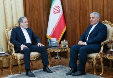 ‌گفت‌وگوی سفیر‌ ایران در جمهوری آذربایجان با وزیر امور خارجه