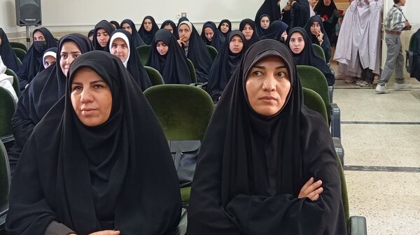 آیین تجلیل از برگزیدگان چهل و سومین دوره مسابقات قرآن، عترت و نماز شهرستان بن
