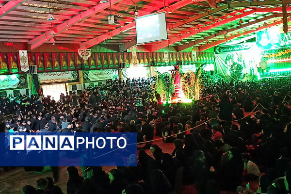 آباده در تاسوعای حسینی غرق در ماتم و عزا 