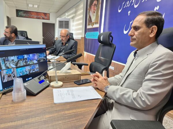  حضور پررنگ دانش‌آموزان شیرازی در پارلمان نوجوانان کشور