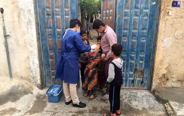 آغاز طرح واکسیناسیون تکمیلی فلج اطفال ویژه کودکان غیرایرانی در قم