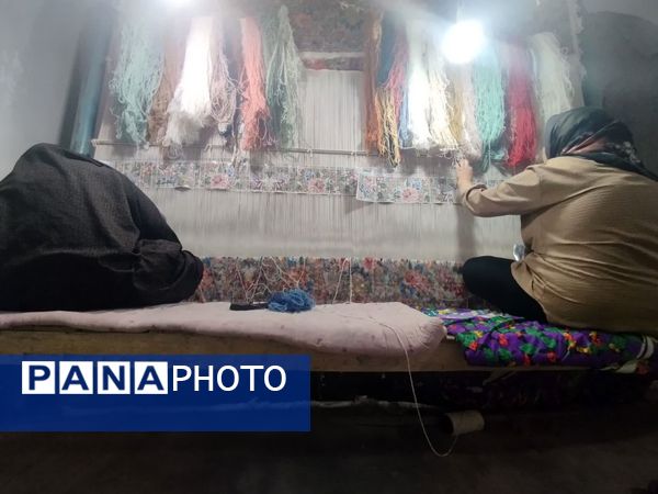 هنر قالی بافی ،پیشه‌ سنتی‌ بانوان‌ مهدی آباد خلیل آباد 