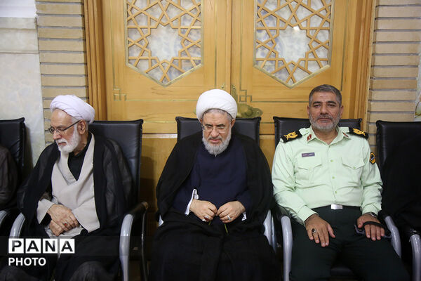 بزرگداشت رهبر شهید انقلاب از سوی نهادهای بین‌المللی در قم