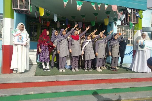 از کلاس درس تا شکوه انقلاب؛ شور دانش آموزی،  شور فجر